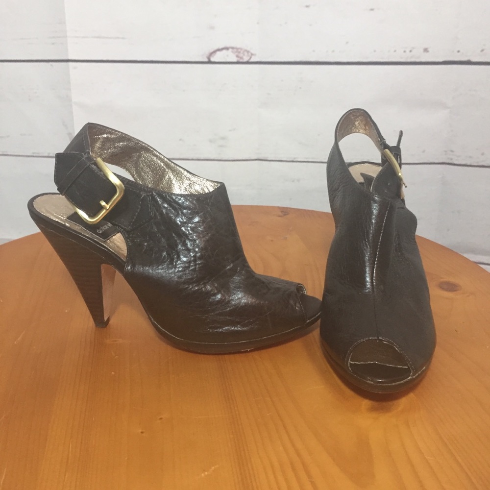 Dolce vita Italian Leather Open toe heels size 6